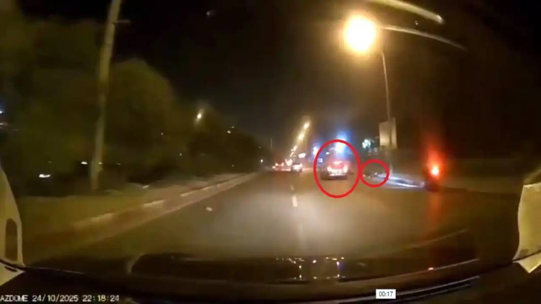 Adana’da Makas Atan Sürücü Motosiklete Çarptı! 1 Yaralı 2